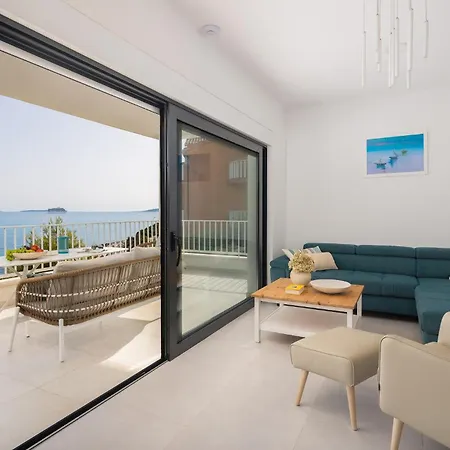 Cozy In Okrug Gornji With Private Swimming Pool, Be Inside Or Outside Vikendica Trogir