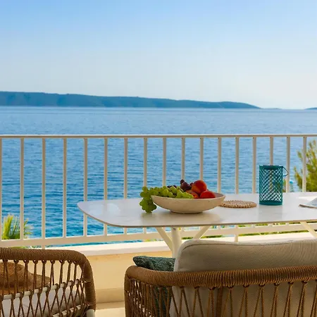 Cozy In Okrug Gornji With Private Swimming Pool, Be Inside Or Outside